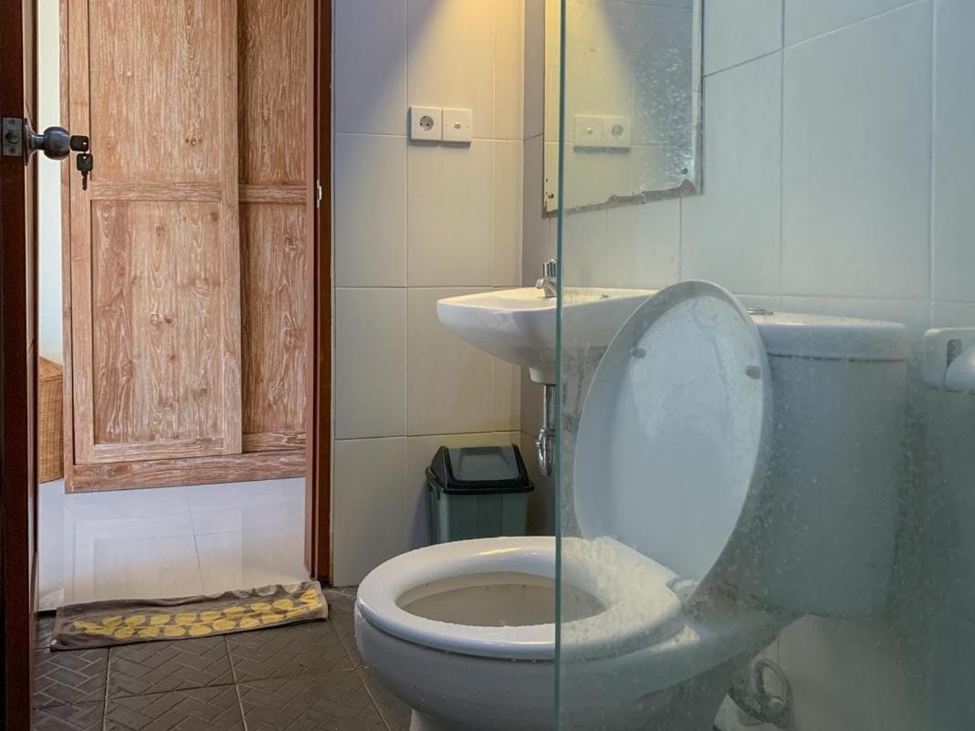 Lotus Bali Guest House Чангу Экстерьер фото